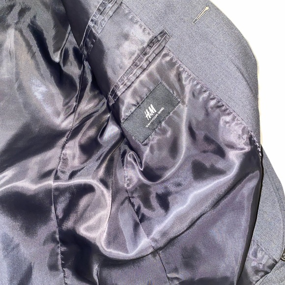 H&M suit and pants - Picture 4 of 4